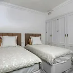 Stunning 2 Bedroom Apartment Magna Marbella Rdr259
